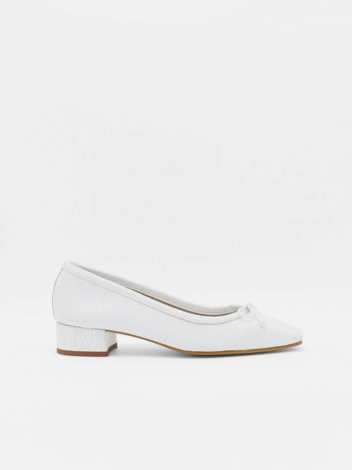 About Arianne - Women's Mina Pump