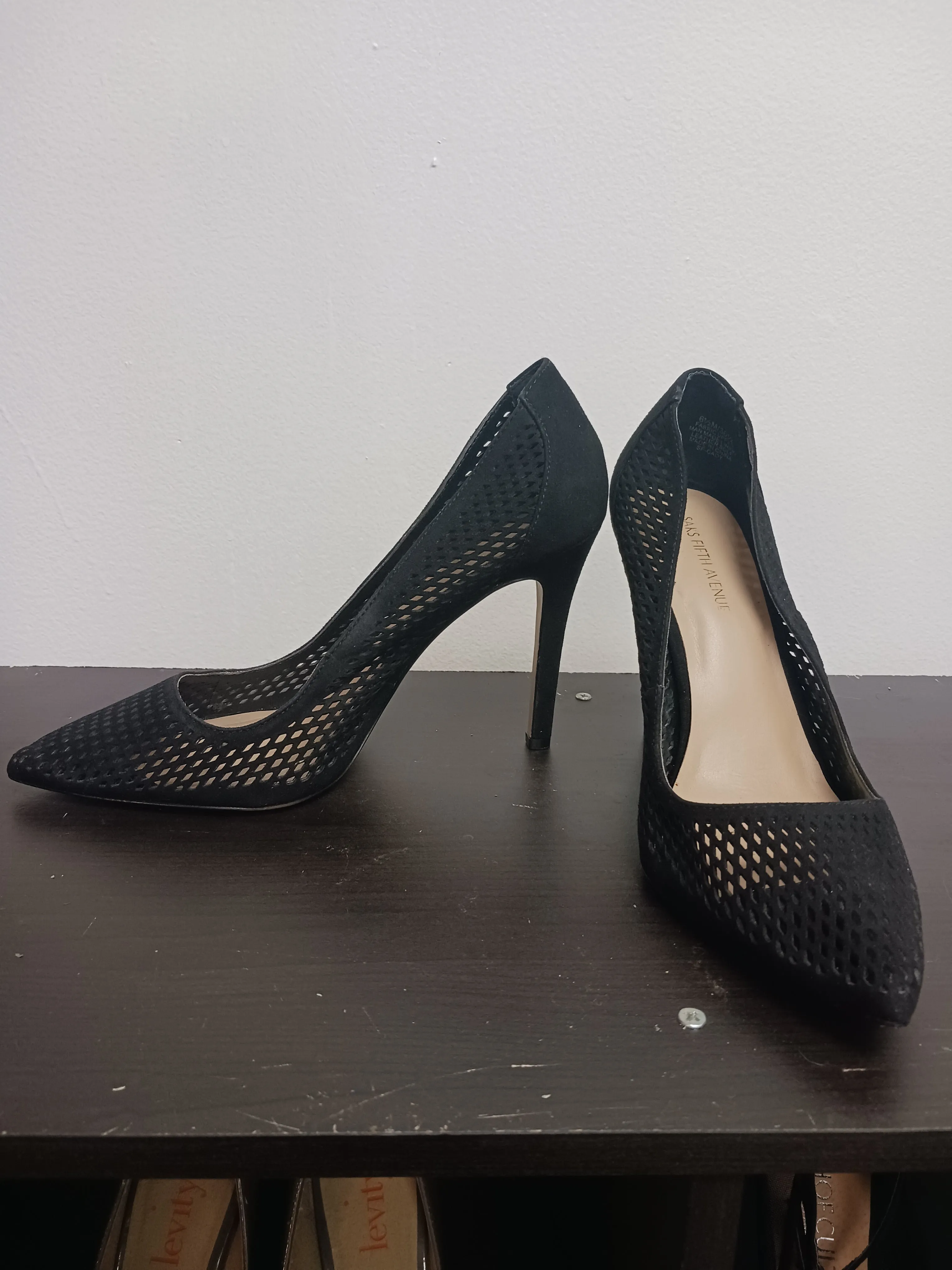 Saks Fifth Avenue Black Microsuede CADY Pumps  Shoes, Size 6.5M